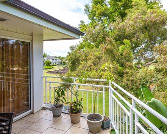 525 Emmalani Court By RedAwning - Princeville - Balcón