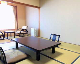 Kkr Yamaguchi Asakura - Yamaguchi - Eetruimte
