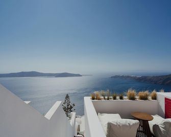 Serendipity Cliffside Villa & Suites - Imerovigli - Balcone