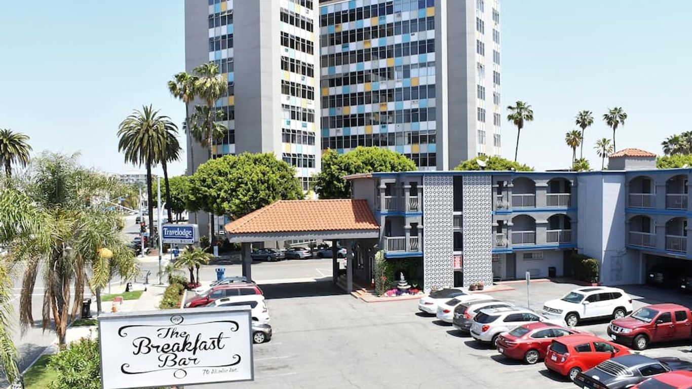 Travelodge by Wyndham Long Beach Convention Center