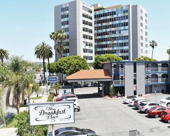 Travelodge by Wyndham Long Beach Convention Center - Long Beach - Building
