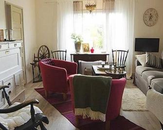 Villa vuorenpää by Interhome - Tammela - Sala de estar
