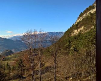 B&B White Rose - Trento - Varanda