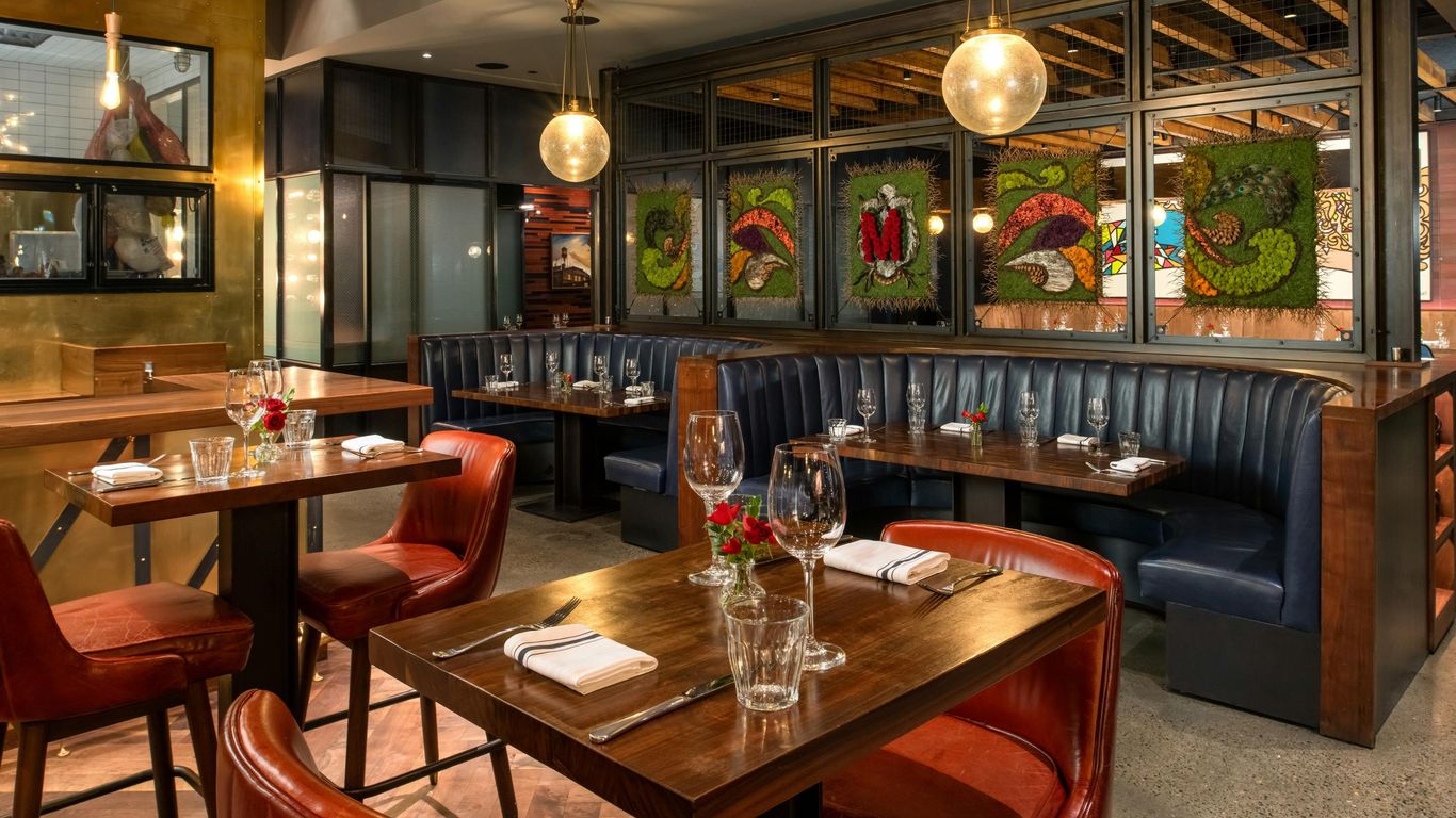 The Duniway Portland, a Hilton Hotel