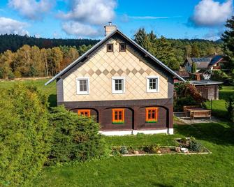 Holiday Home Kámen by Interhome - Bynovec - Edificio