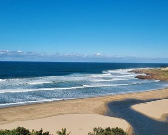 Santana Holiday Resort - Margate - Beach