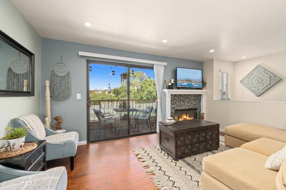 Mission Hills Dream - Bbq, Patios, Ac, Parking - سان دييغو - غرفة معيشة