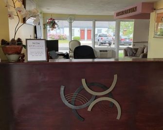 布倫特伍德汽車旅館 - 南雅茅斯 - 南雅茅斯 - 櫃檯