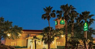 La Quinta Inn by Wyndham Corpus Christi North - Corpus Christi - Bangunan