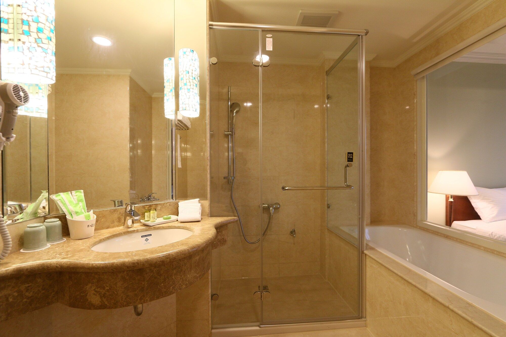 Aleex Villa - Yilan City