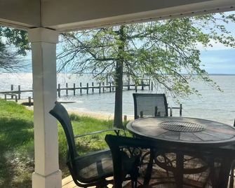 Waterfront Cottage in Mt. Vernon - Princess Anne - Balkon
