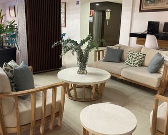 Howard Johnson by Wyndham Veracruz - ורה קרוז - סלון