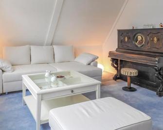 Amazing Apartment In Kappeln With Wifi - Kappeln - Wohnzimmer