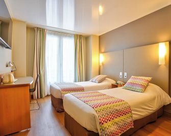 Campanile Paris 14 - Maine Montparnasse - Paris - Bedroom