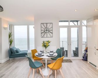 Seasound - Ilfracombe - Dining room