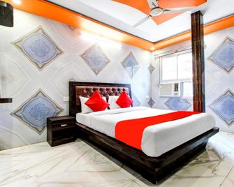 Goroomgo Krishna Charbagh Lucknow Near Railway Station - Lucknow - Habitación