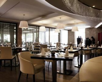 Grand Hotel de Kinshasa - Kinshasa - Restaurant