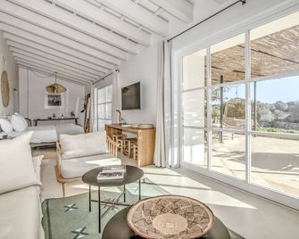 Torre Vella Fontenille Menorca - Alaior - Obývací pokoj