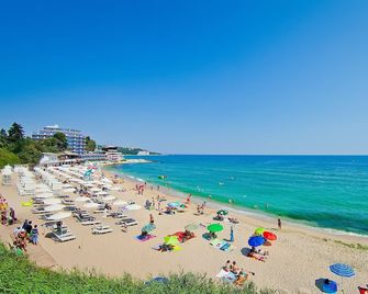 Hotel Amfora - Varna - Playa