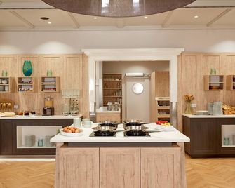 H+ Hotel Stuttgart Herrenberg - Херренберг - Buffet