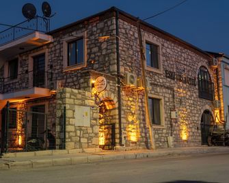 Eski Urla - Urla - Bina