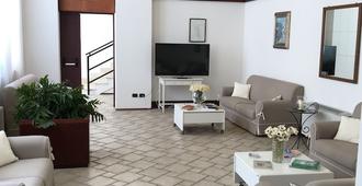 Hotel Miramare - Otranto - Living room