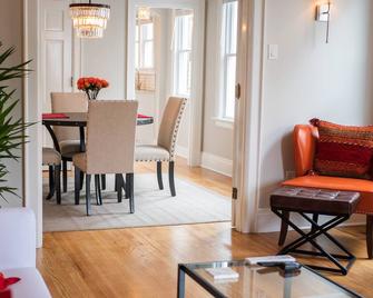 Luxury on Main / South - Richmond - Dining room