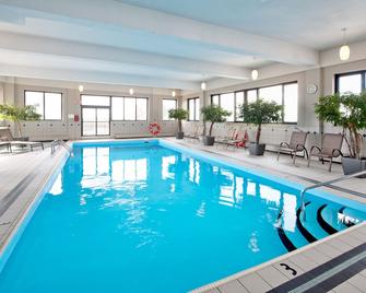 L'appartement Hotel - Montreal - Pool