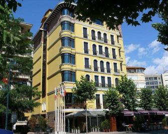 Mega Residence Hotel - Istanbul - Bâtiment