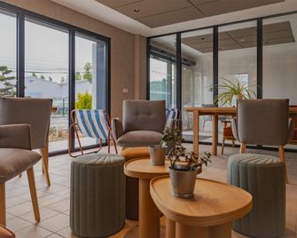 Sure Hotel by Best Western Nantes Saint-Herblain - Saint-Herblain - Lobby