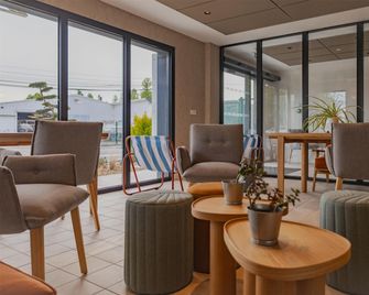 Sure Hotel by Best Western Nantes Saint-Herblain - Saint-Herblain - Lobby