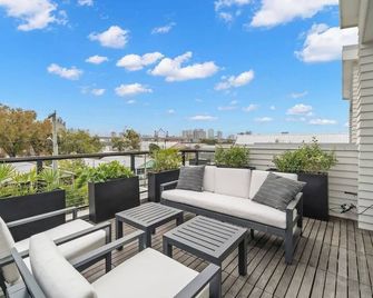 New! Casa Monte Cristo - Upscale Ybor Townhome - Tampa - Parveke