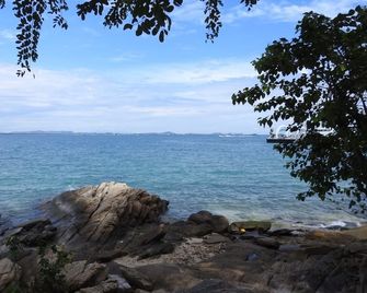 Sunrise Villas Seaview - Rayong