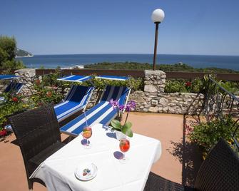 Hotel Internazionale - Portonovo - Balcony