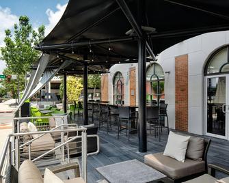 Courtyard by Marriott Springfield Downtown - Springfield - Innenhof