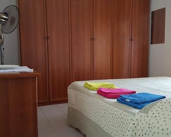 Apartment 100 meters from the sea - Montesilvano - Bedroom