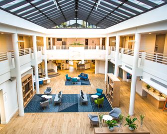 Holiday Inn Calais - Coquelles By IHG - Calais - Gebäude