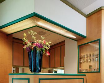 Hotel Arlette beim Hauptbahnhof - Zürich - Receptionist