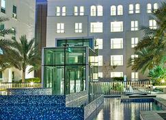 Millennium Executive Apartments Muscat - Muscat - Building