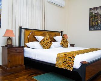 Coconut Grove Regency Hotel - อักกรา - ห้องนอน