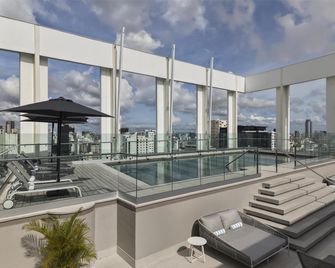 هيات سنتريك سانتو دومينجو - سانتو دومينغو - حوض السباحة