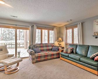 16 Mi to Mount Ski Gull Pequot Lakes Cabin - Pequot Lakes - Living room