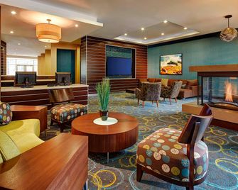 Fairfield Inn & Suites by Marriott San Diego Carlsbad - קרלסבאד - טרקלין