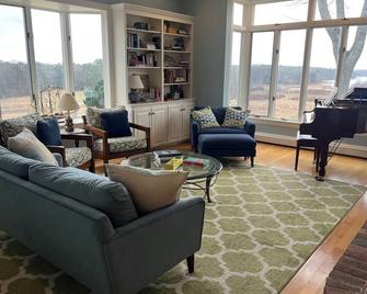 Maine Coastal Cottage - Yarmouth - Sala de estar