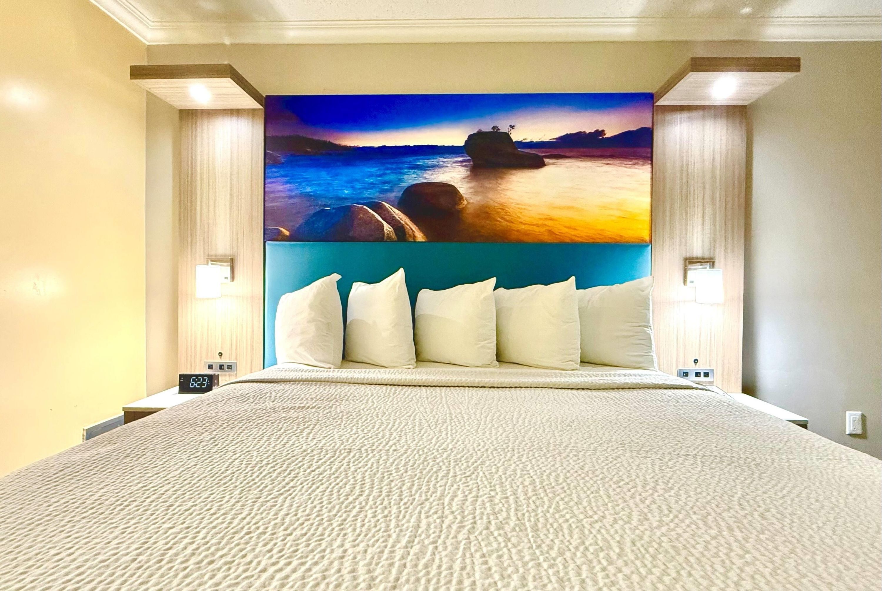 Days Inn Los Angeles - Inglewood - Bedroom