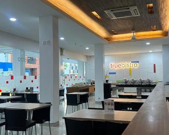 Alltrue Lite Hotel Nagoya Hill Batam - Batam - Restaurante