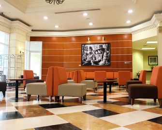 Hampton Inn by Hilton Tampico Zona Dorada - טמפיקו - טרקלין
