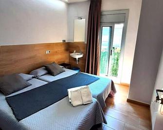 Pension San Ramon - Barcelona - Schlafzimmer