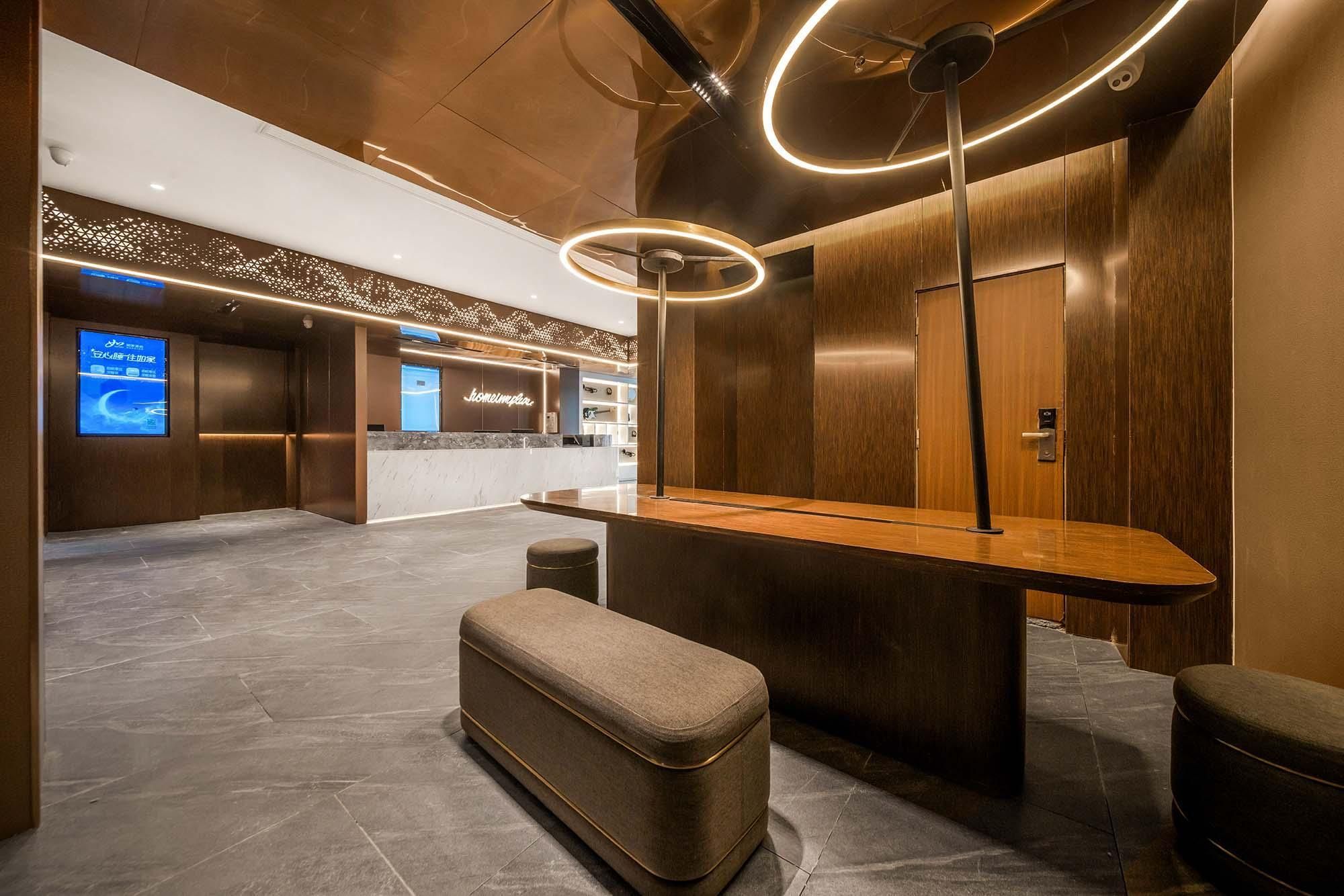 Home Inn Plus Chongqing Southwest University Beibei Metro Station - צ'ונגקינג - דלפק קבלה