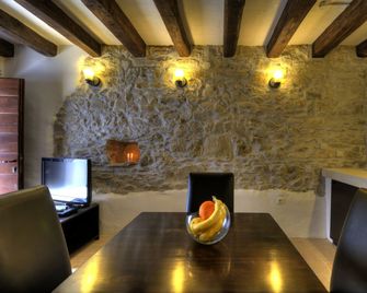 Traditional Stone House - Buzet